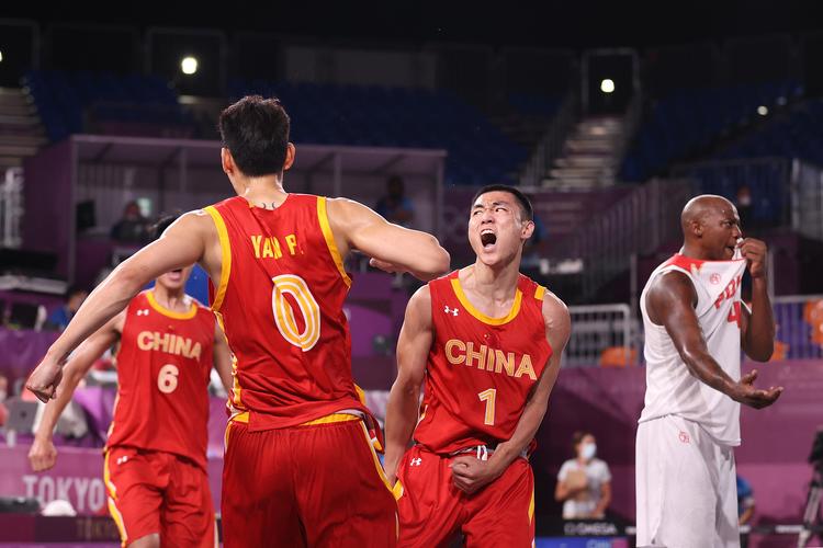 亚洲篮球明星队vs中国队的相关图片